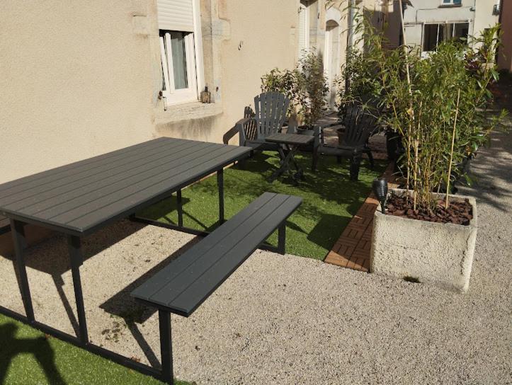 Maison De Village Appartement Rdc Avec Terrasse Gy Eksteriør bilde